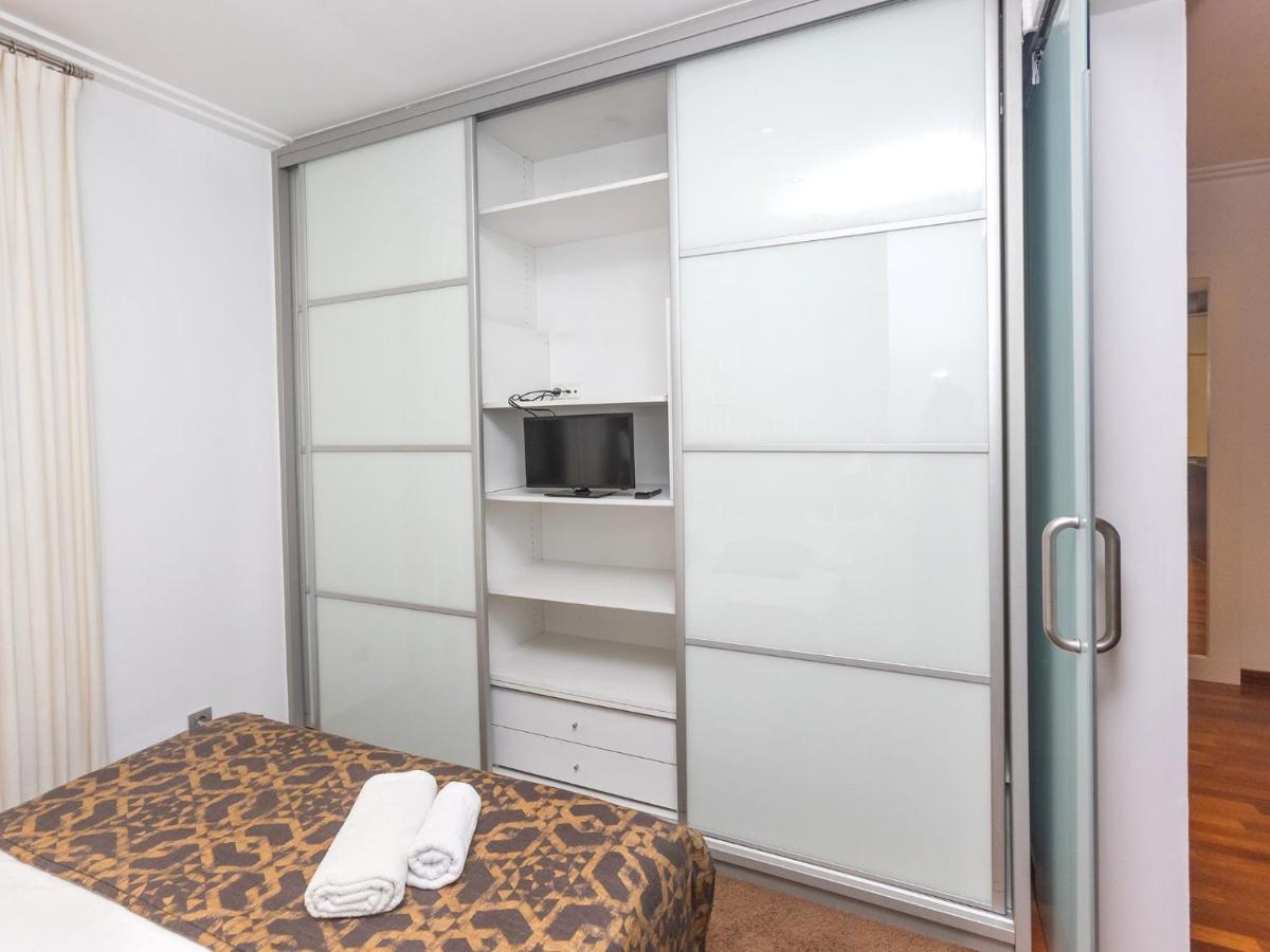 Apartment Centro- Passeig De Gracia - Casa Batllo By Interhome Barcelona Exterior foto